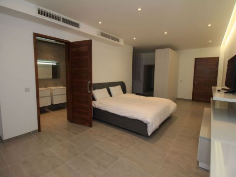 3 bed Apartment For Rent in Sliema, Sliema - thumb 7