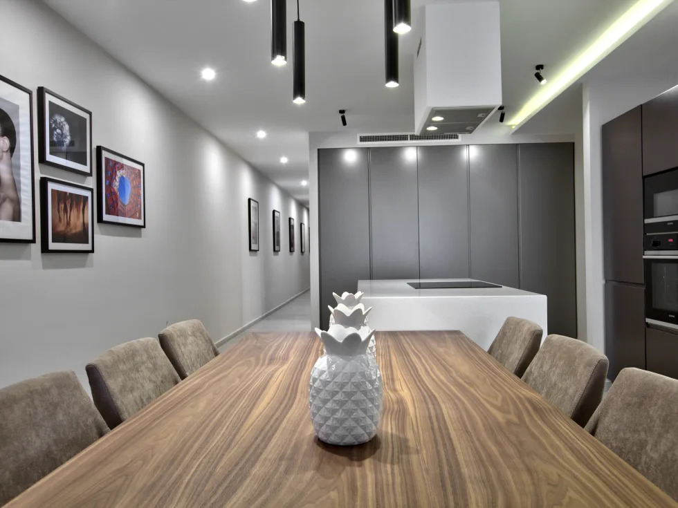 2 bed Apartment For Rent in Sliema, Sliema - thumb 6