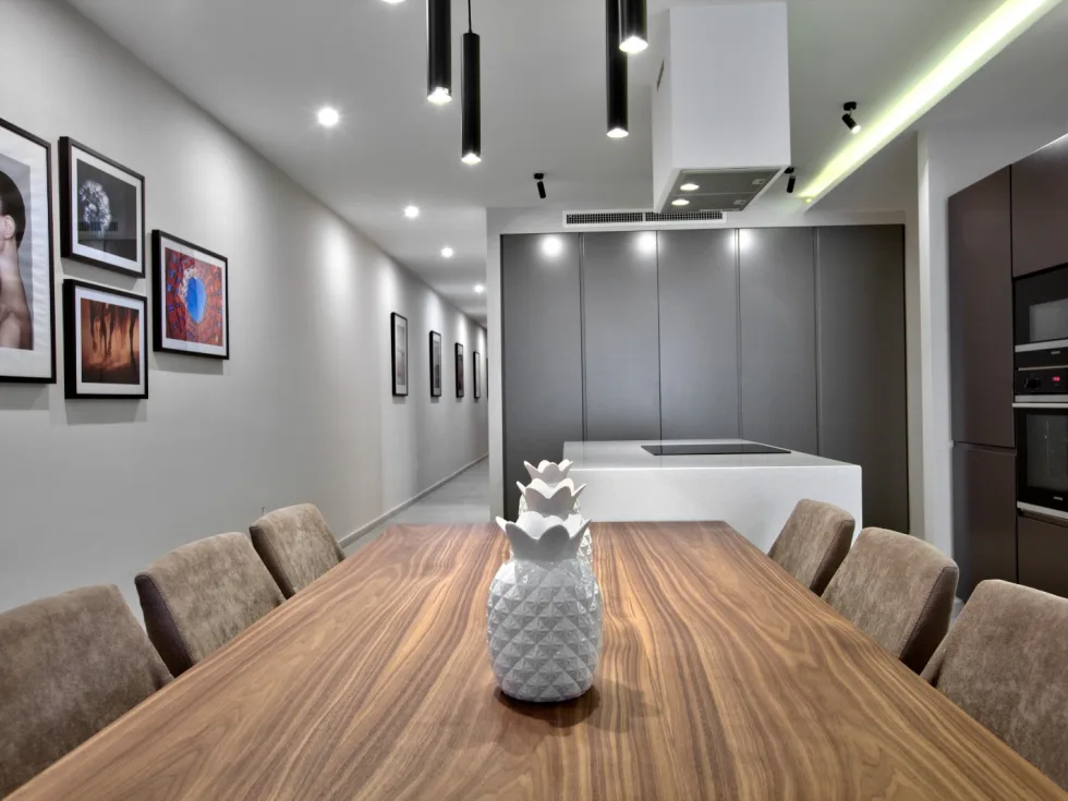 3 bed Apartment For Rent in Sliema, Sliema - thumb 4