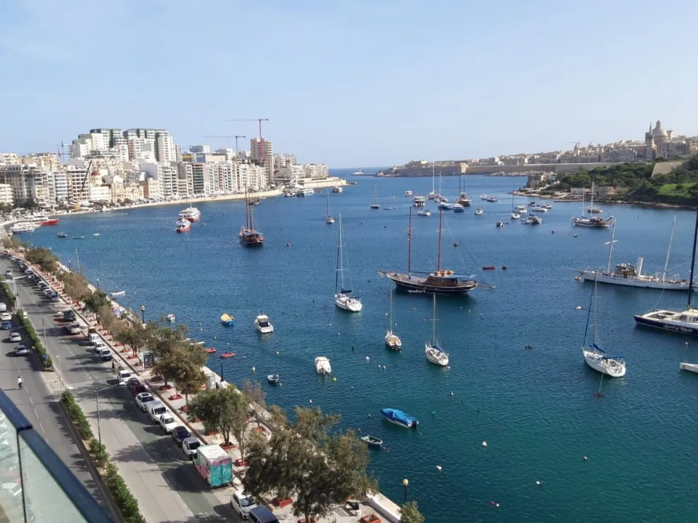3 bed Apartment For Rent in Sliema, Sliema - thumb 11