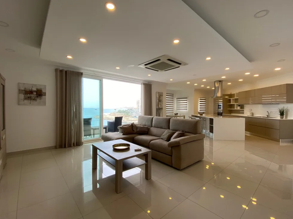 3 bed Apartment For Rent in Sliema, Sliema - thumb 1