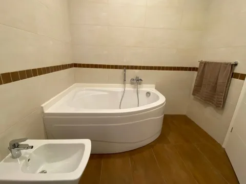 3 bed Apartment For Rent in Sliema, Sliema - thumb 11