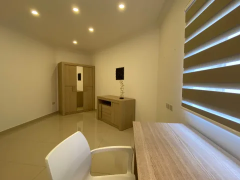 3 bed Apartment For Rent in Sliema, Sliema - thumb 14