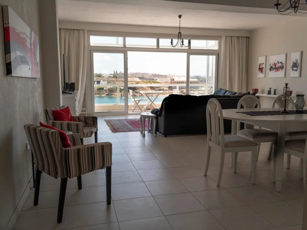 3 bed Apartment For Rent in Sliema, Sliema - thumb 11