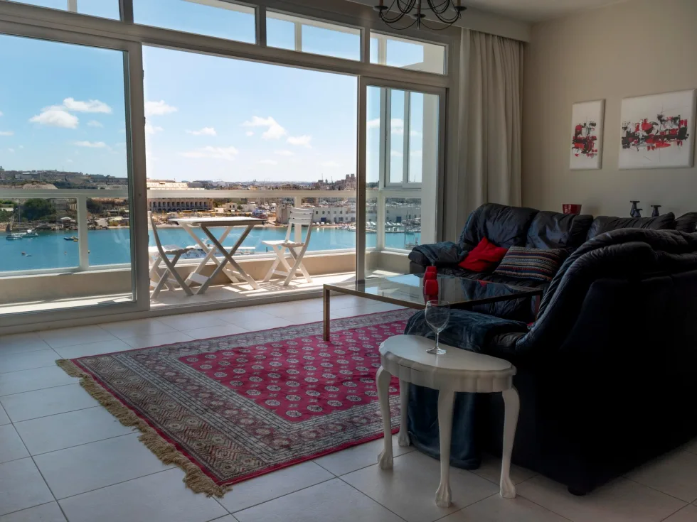 3 bed Apartment For Rent in Sliema, Sliema - thumb 3