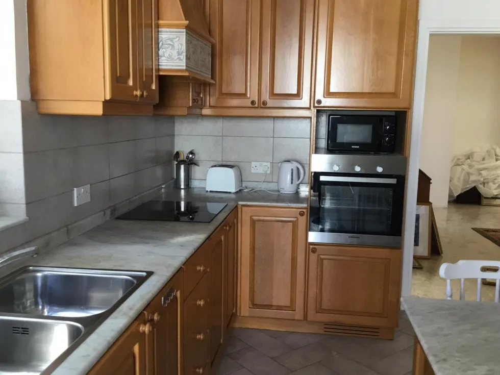 3 bed Villa For Rent in Ta' Xbiex, Ta' Xbiex - thumb 5