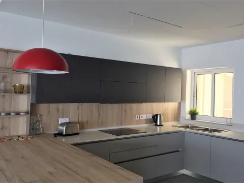 2 bed Apartment For Rent in Sliema, Sliema - thumb 5