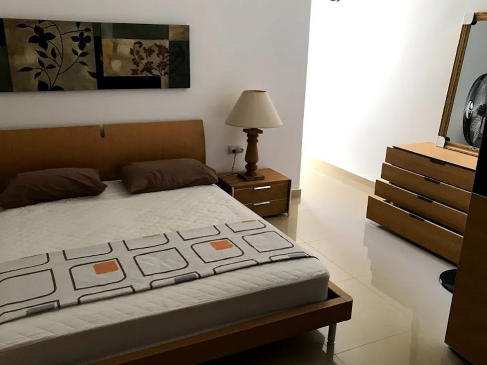 3 bed Apartment For Rent in Sliema, Sliema - thumb 7