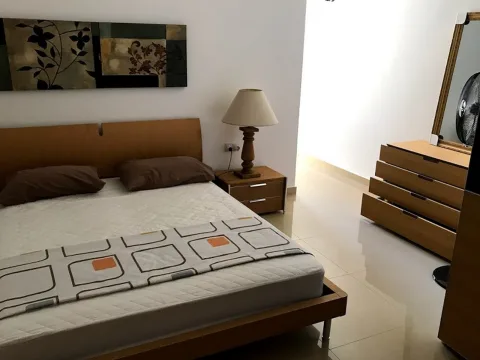 3 bed Apartment For Rent in Sliema, Sliema - thumb 7