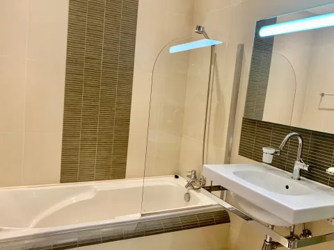 4 bed Apartment For Rent in Sliema, Sliema - thumb 11