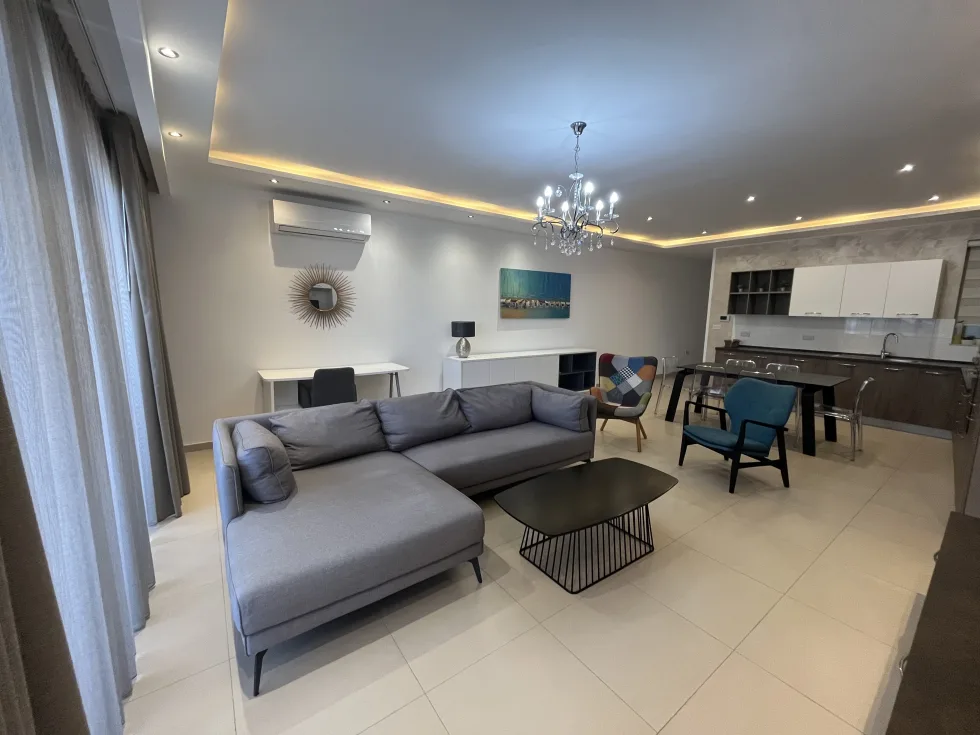 3 bed Apartment For Rent in St Andrews, St Andrews - thumb 1