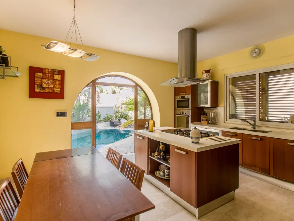 4 bed Villa For Rent in Naxxar, Naxxar - thumb 6