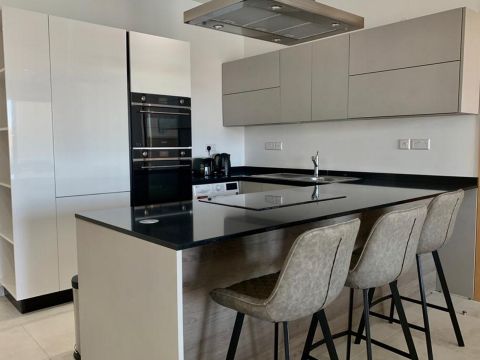 2 bed Apartment For Rent in Sliema, Sliema - thumb 6