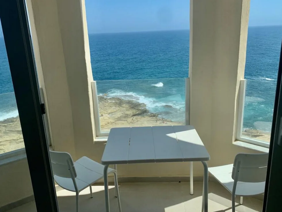 3 bed Apartment For Rent in Sliema, Sliema - thumb 1