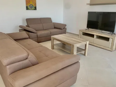 3 bed Apartment For Rent in Sliema, Sliema - thumb 2