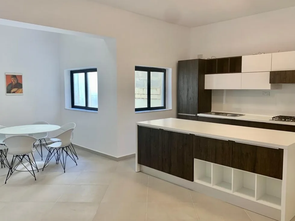 3 bed Apartment For Rent in Sliema, Sliema - thumb 6
