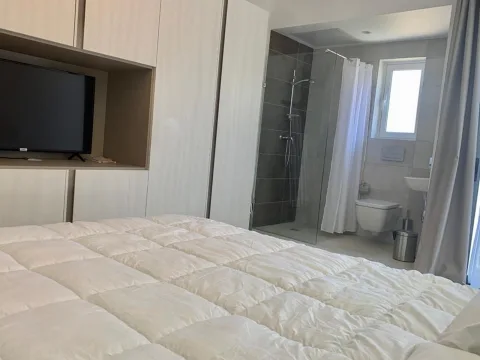 2 bed Apartment For Rent in Sliema, Sliema - thumb 11