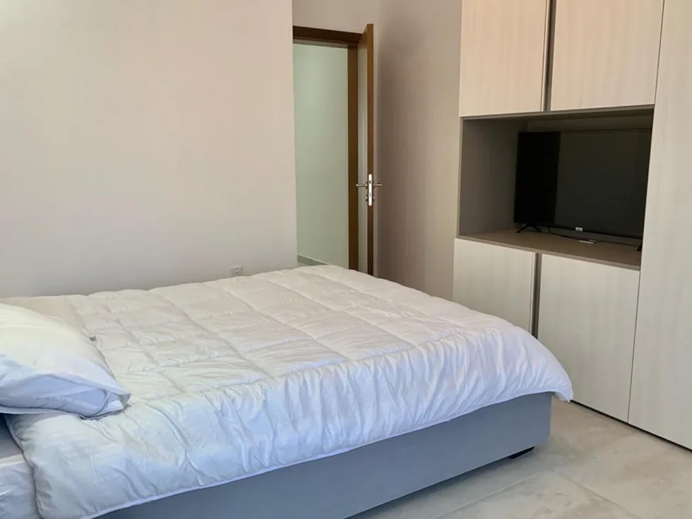 2 bed Apartment For Rent in Sliema, Sliema - thumb 15