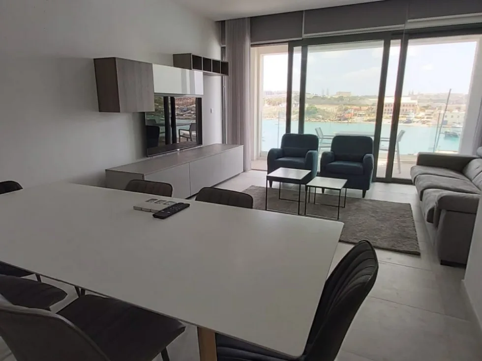 2 bed Apartment For Rent in Sliema, Sliema - thumb 4