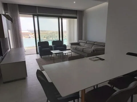 2 bed Apartment For Rent in Sliema, Sliema - thumb 5