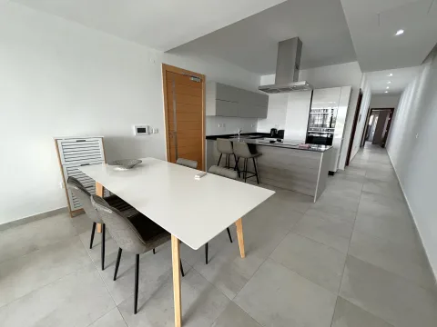 2 bed Apartment For Rent in Sliema, Sliema - thumb 2