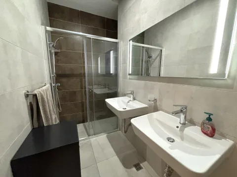 2 bed Apartment For Rent in Sliema, Sliema - thumb 5