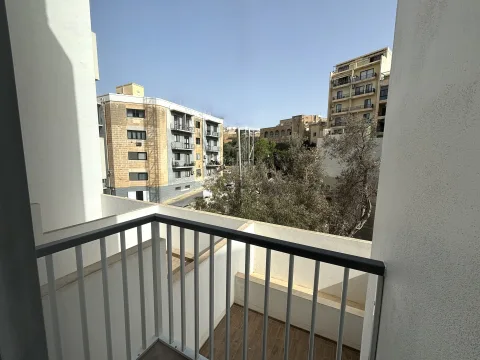 2 bed Apartment For Rent in Sliema, Sliema - thumb 6
