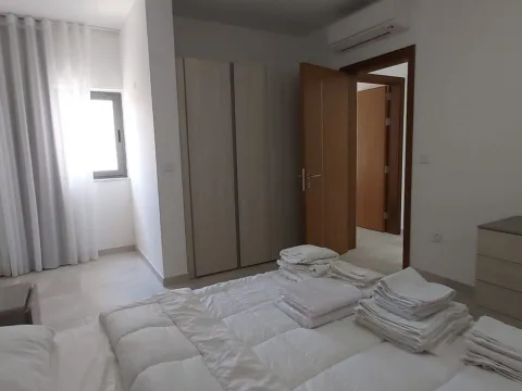2 bed Apartment For Rent in Sliema, Sliema - thumb 7