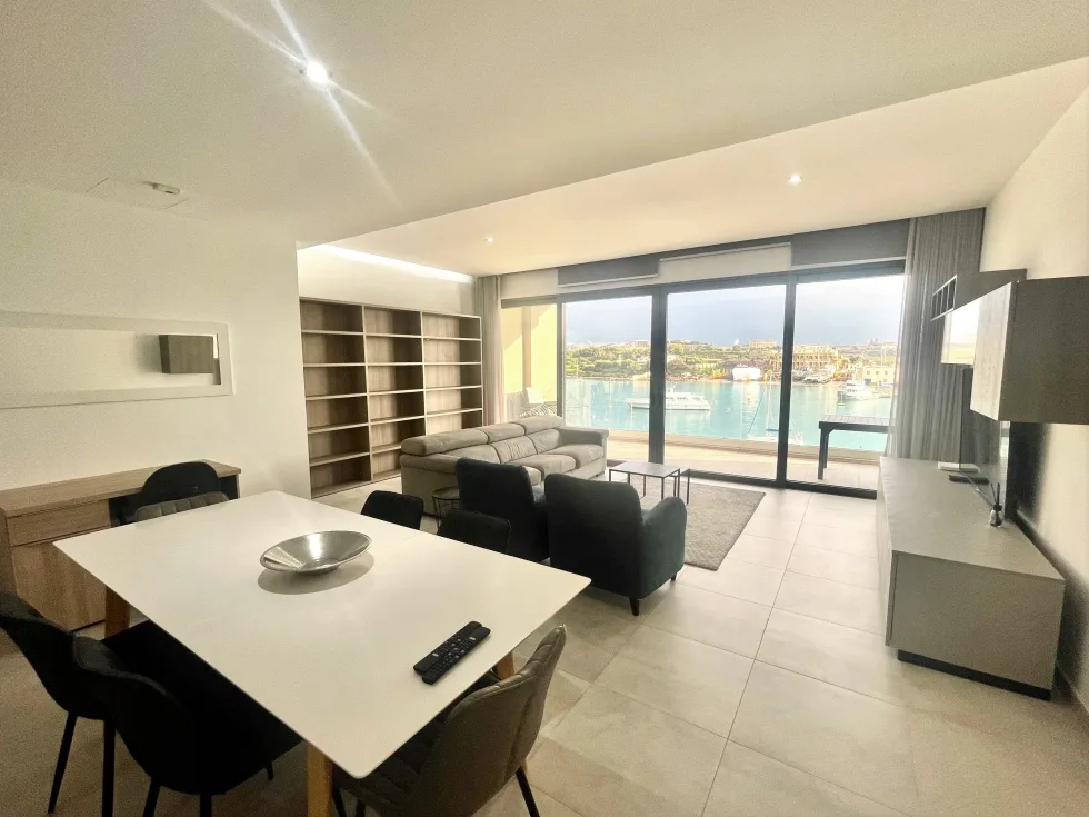 3 bed Apartment For Rent in Sliema, Sliema - thumb 3