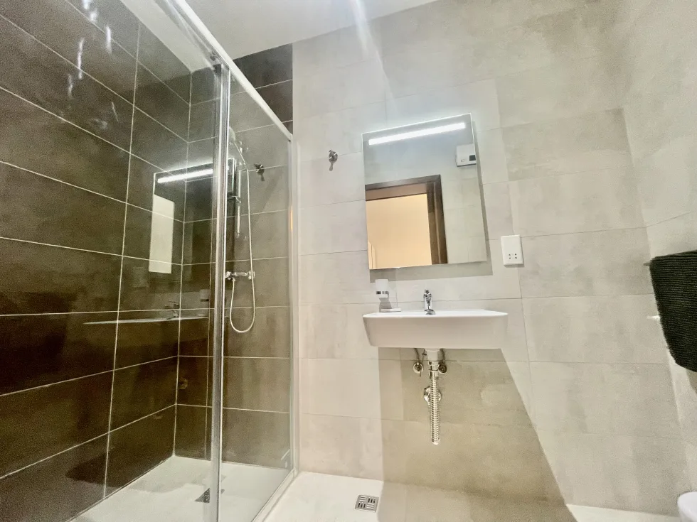 3 bed Apartment For Rent in Sliema, Sliema - thumb 7