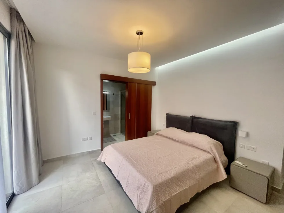 3 bed Apartment For Rent in Sliema, Sliema - thumb 9