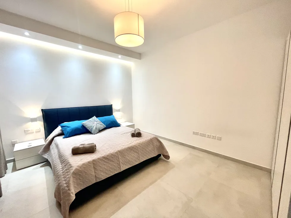 3 bed Apartment For Rent in Sliema, Sliema - thumb 9