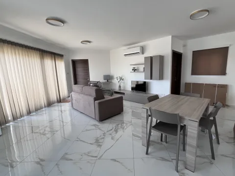 3 bed Penthouse For Rent in San Gwann, San Gwann - thumb 1