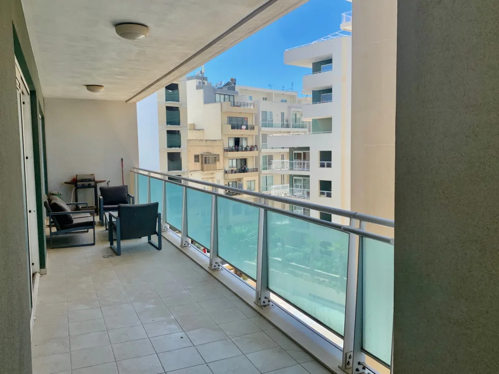 2 bed Apartment For Rent in Sliema, Sliema - thumb 15