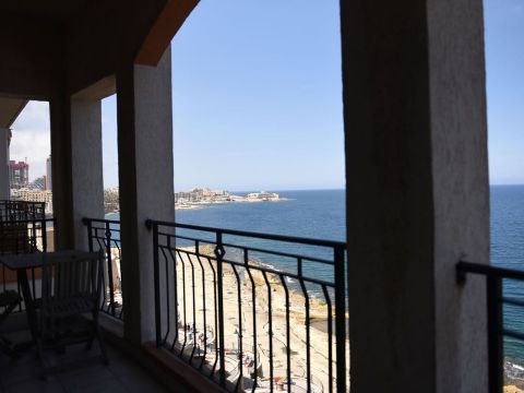 3 bed Apartment For Rent in Sliema, Sliema - thumb 1