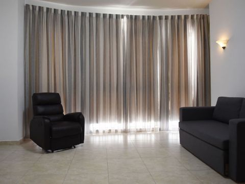 3 bed Apartment For Rent in Sliema, Sliema - thumb 3