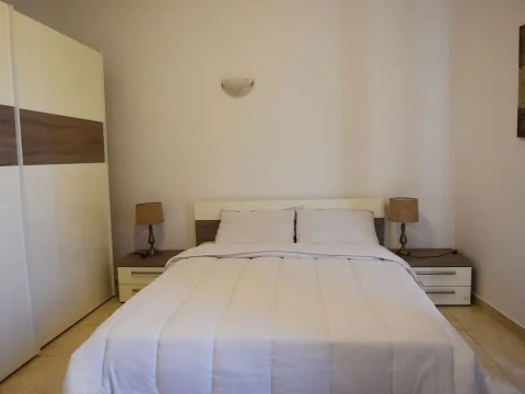 3 bed Apartment For Rent in Sliema, Sliema - thumb 8