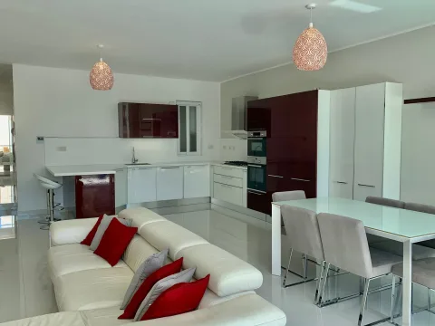 3 bed Apartment For Rent in Swieqi, Swieqi - thumb 7