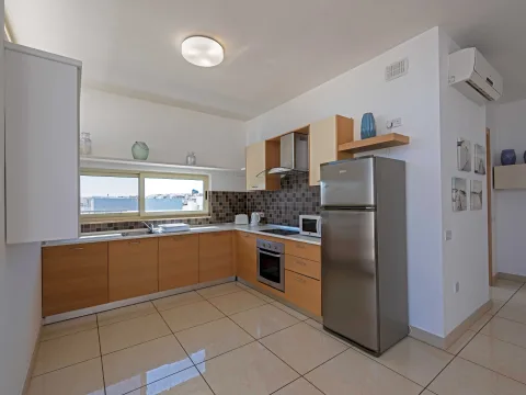 2 bed Penthouse For Rent in Gzira, Gzira - thumb 11