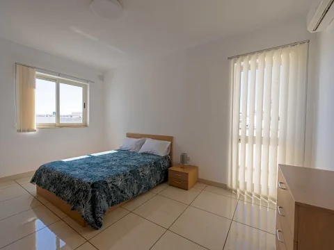 2 bed Penthouse For Rent in Gzira, Gzira - thumb 14