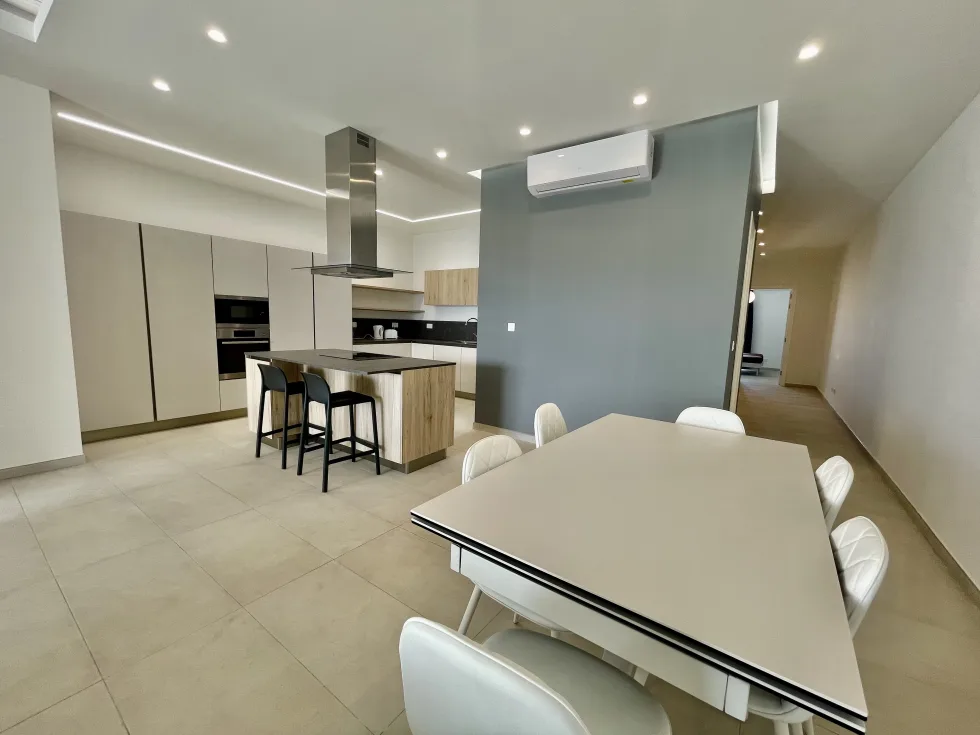 2 bed Apartment For Rent in Swieqi, Swieqi - thumb 5