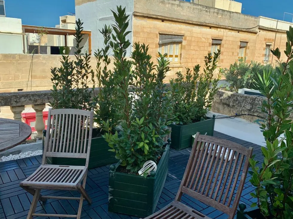 4 bed Town House For Rent in Sliema, Sliema - thumb 1