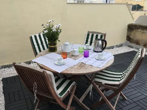 4 bed Town House For Rent in Sliema, Sliema - thumb 2