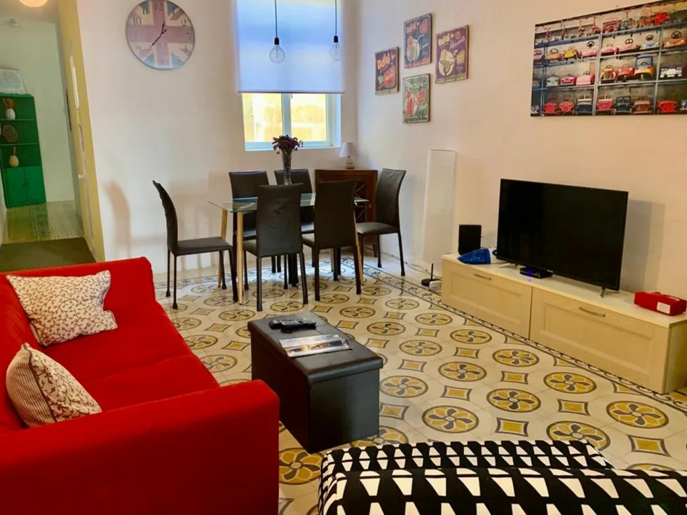 4 bed Town House For Rent in Sliema, Sliema - thumb 3