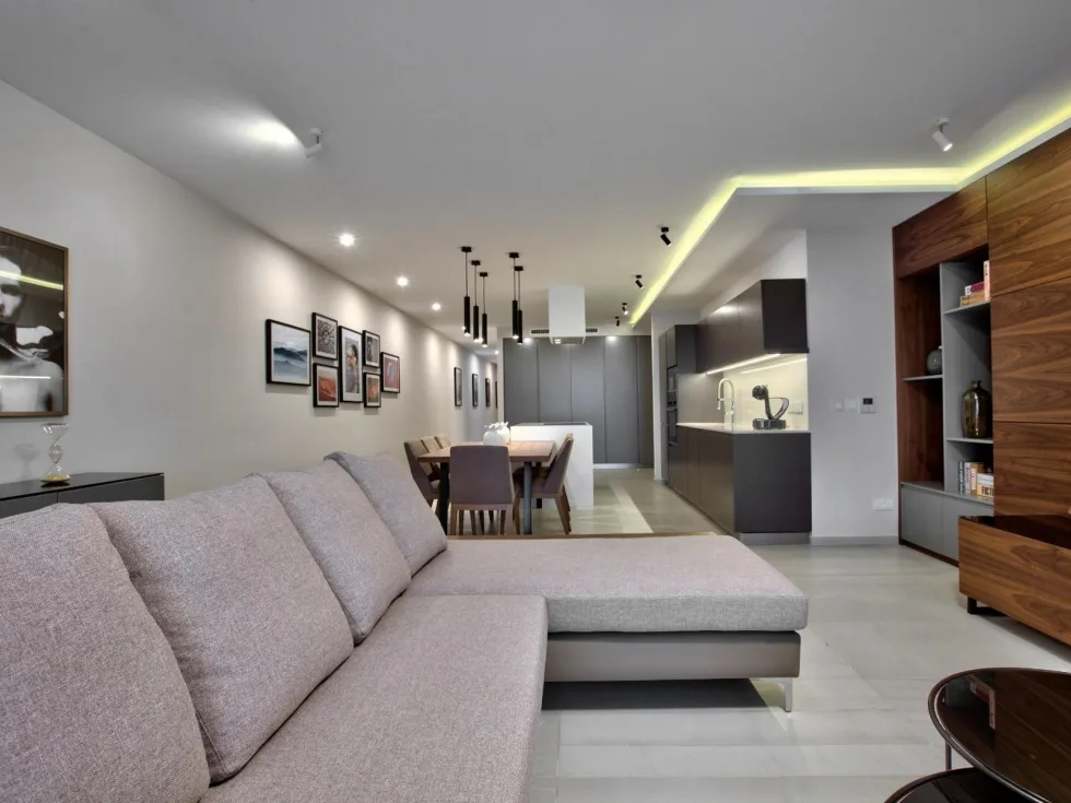 3 bed Apartment For Rent in Sliema, Sliema - thumb 4