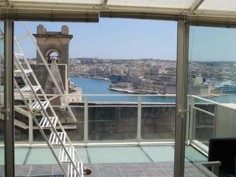2 bed Town House For Rent in Valletta, Valletta - thumb 1
