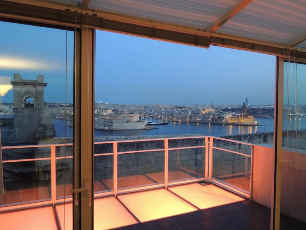 2 bed Town House For Rent in Valletta, Valletta - thumb 2