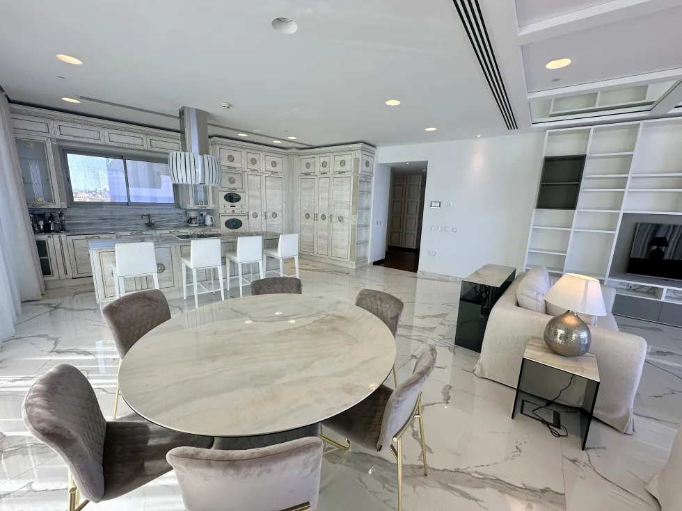 3 bed Apartment For Rent in Sliema, Sliema - thumb 8