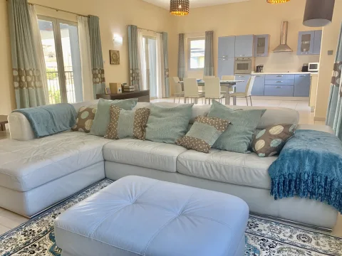 2 bed Apartment For Rent in Sliema, Sliema - thumb 1