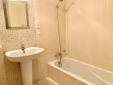 2 bed Apartment For Rent in Sliema, Sliema - thumb 15